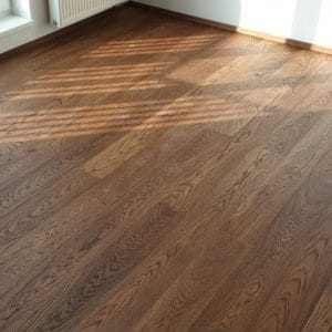 Dřevěná podlaha dub tmavě hnědý